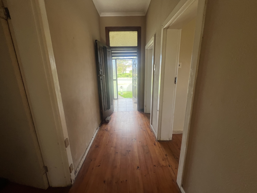 5 Bedroom Property for Sale in Cambridge West Eastern Cape